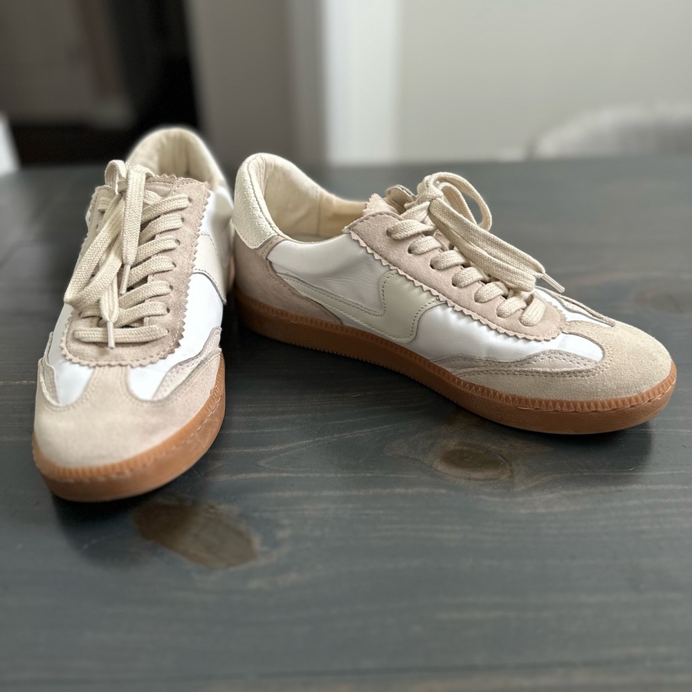 Dolce Vita “Notice” Sneaker Ivory Multi Nylon size 8